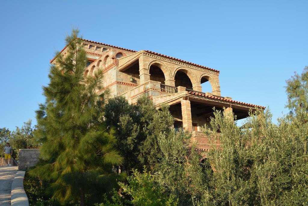 Lesvos Tower House Komninos Sígrion Exterior photo