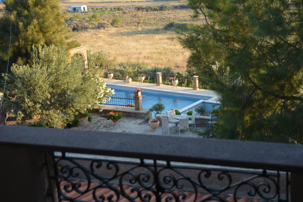 Lesvos Tower House Komninos Sígrion Exterior photo