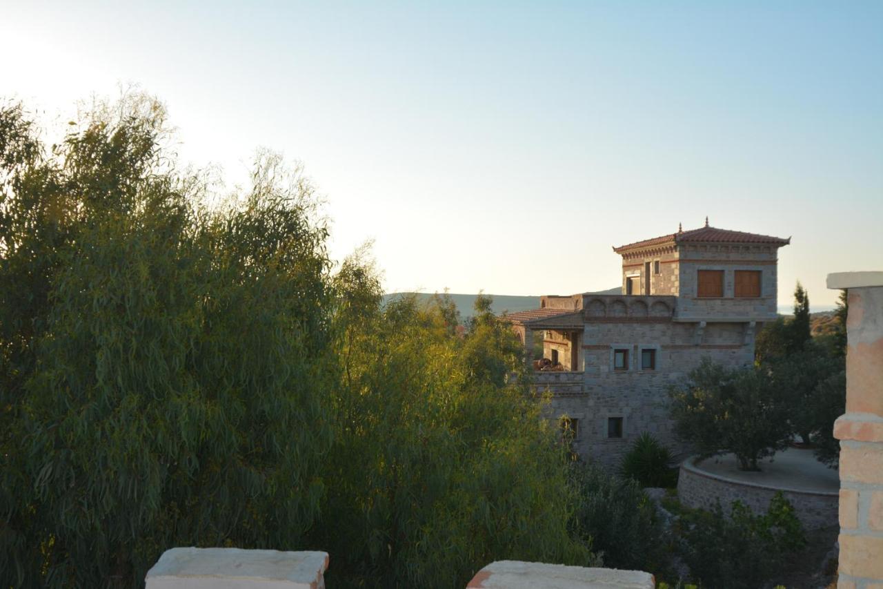 Lesvos Tower House Komninos Sígrion Exterior photo